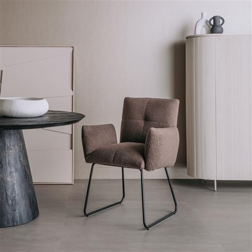 Dante Armlehnenstuhl fabric Teddy Dark brown